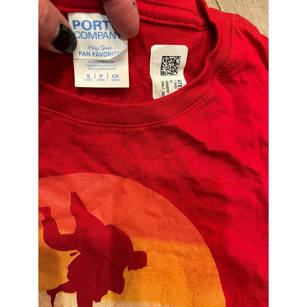 Size small shirt for women - Picture 2 of 2
